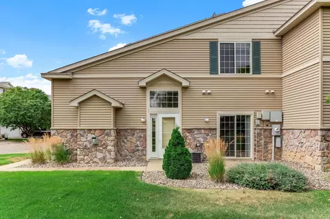 6784 Pine Crest Trl S, Cottage Grove, MN 55016