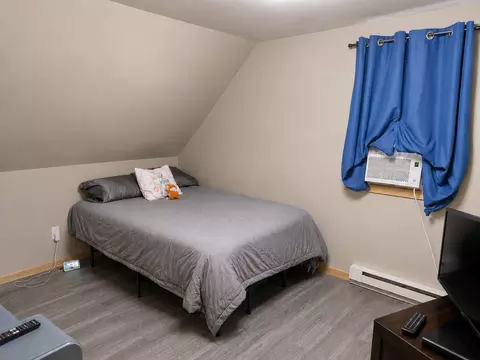Bedroom - 112 4th Ave NE, Brainerd, MN 56401 photo 3 of 4