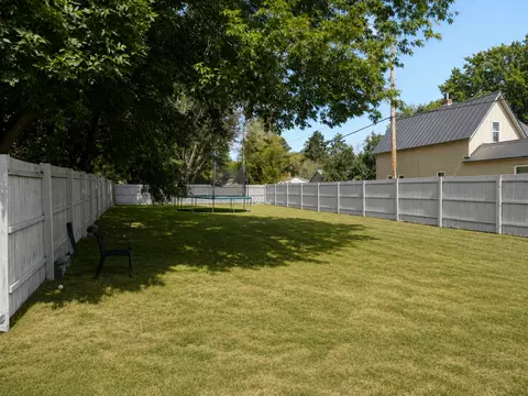 Exterior - 112 4th Ave NE, Brainerd, MN 56401 photo 3 of 7