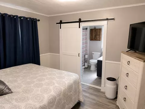 Bedroom - 112 4th Ave NE, Brainerd, MN 56401 photo 2 of 4