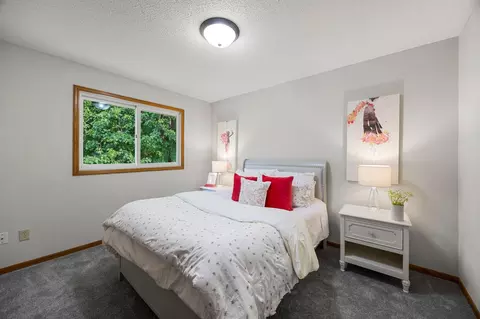 Bedroom - 5700 Deer Trl E, Shoreview, MN 55126 photo 2 of 4