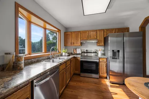 Kitchen - 5700 Deer Trl E, Shoreview, MN 55126 photo 1 of 2