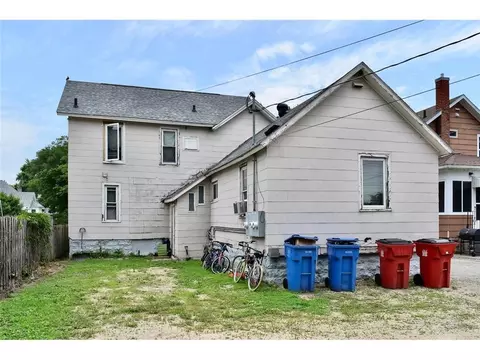 Exterior - 159 E King St, Winona, MN 55987 photo 3 of 5