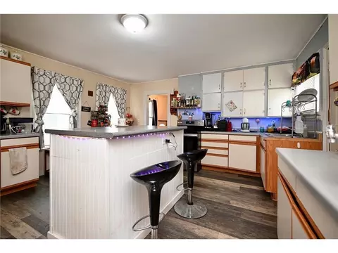 Kitchen - 159 E King St, Winona, MN 55987 photo 4 of 6