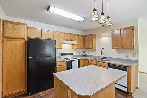 Kitchen - 4143 Ruby Ln #72, Eagan, MN 55122 photo 3 of 3