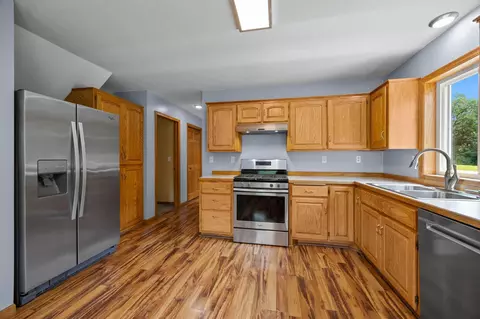 Kitchen - 6029 190th St, Milaca, MN 56353 photo 2 of 4
