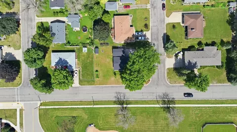 View/Area - 1008 9th St SW, Faribault, MN 55021 photo 6 of 8