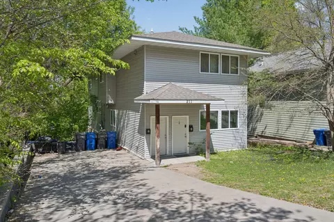 211 Belvidere St E, Saint Paul, MN 55107