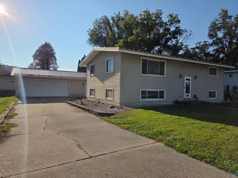 215 N Green St, Rushford, MN 55971