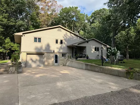 73466 318th Ave, Lake City, MN 55041