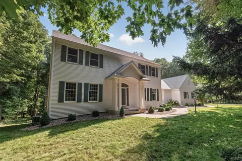 2374 Transit Ct SW, Rochester, MN 55902