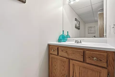 Bath - 141 36th Ave N, Saint Cloud, MN 56303 photo 3 of 4