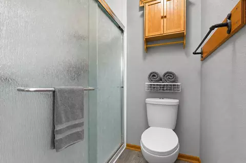 Bath - 141 36th Ave N, Saint Cloud, MN 56303 photo 2 of 4