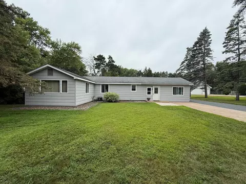 8408 Eastwood Rd, Mounds View, MN 55112