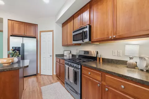 Kitchen - 13376 45th St NE, Saint Michael, MN 55376 photo 3 of 4