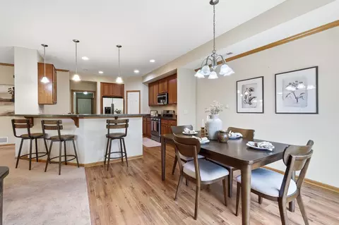 Dining - 13376 45th St NE, Saint Michael, MN 55376 photo 1 of 4
