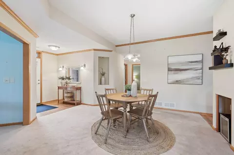 Dining - 13376 45th St NE, Saint Michael, MN 55376 photo 3 of 4