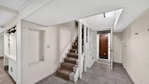 Entry Way - 115 1st St SE, Plainview, MN 55964 photo 2 of 2