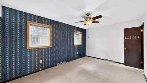 Bedroom - 115 1st St SE, Plainview, MN 55964 photo 5 of 6
