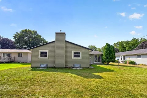 Exterior - 115 1st St SE, Plainview, MN 55964 photo 3 of 5