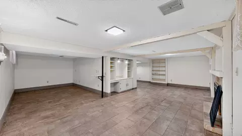 Living - 115 1st St SE, Plainview, MN 55964 photo 5 of 6