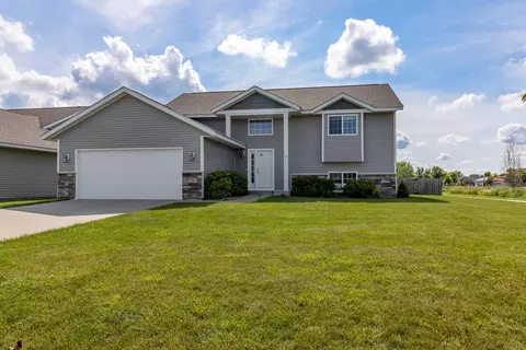 720 Mulligan St, Mankato, MN 56001