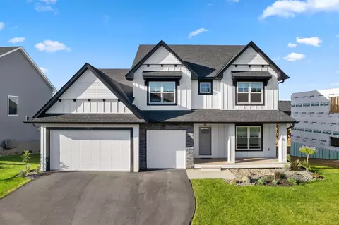 17940 Headwaters Dr, Lakeville, MN 55044