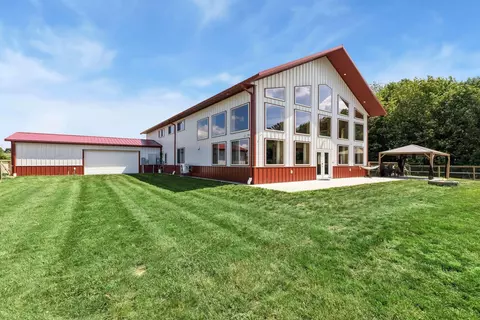Exterior - 525 233rd St, Baldwin, WI 54002 photo 1 of 8