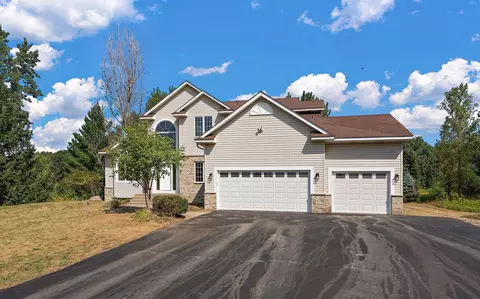 14490 21st St N, Stillwater, MN 55082