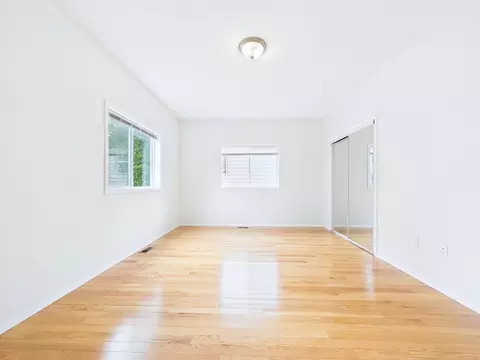 Bedroom - 983 Cook Ave E, Saint Paul, MN 55106 photo 2 of 8