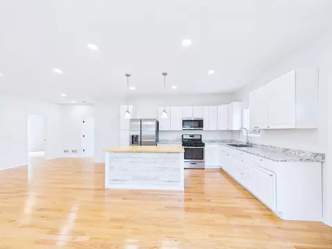 Kitchen - 983 Cook Ave E, Saint Paul, MN 55106 photo 1 of 4