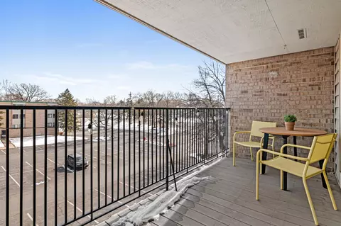 Exterior - 1871 Silver Bell Rd #309, Eagan, MN 55122 photo 1 of 11