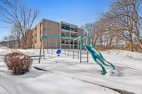 Exterior - 1871 Silver Bell Rd #309, Eagan, MN 55122 photo 5 of 11