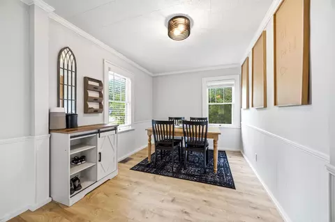 Dining - 408 Division St E, Buffalo, MN 55313 photo 1 of 1
