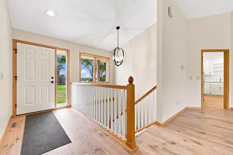 Entry Way - 195 S Medina St, Loretto, MN 55357 photo 1 of 4