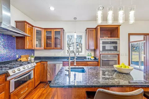 Kitchen - 2725 Tranquility Dr, Saint Cloud, MN 56301 photo 2 of 4