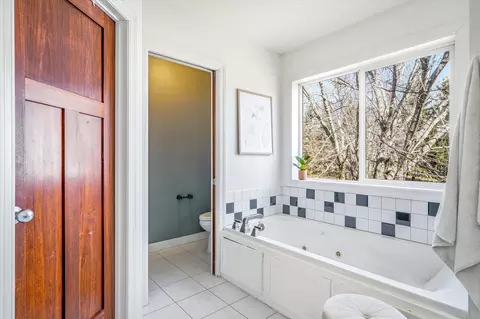 Bath - 2725 Tranquility Dr, Saint Cloud, MN 56301 photo 3 of 6