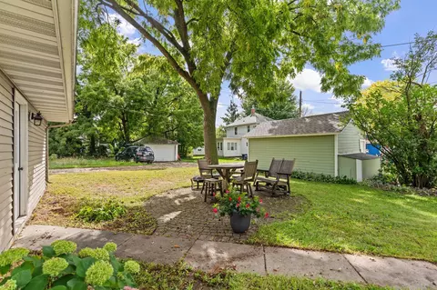 Exterior - 611 2nd St NE, Faribault, MN 55021 photo 6 of 8