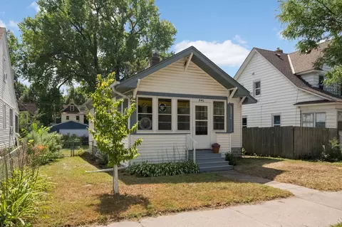 846 Charles Ave, Saint Paul, MN 55104
