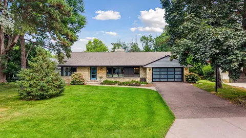 2096 Lower Saint Dennis Rd, Saint Paul, MN 55116