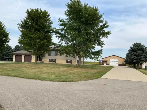 25227 State Highway 23, Roscoe, MN 56371