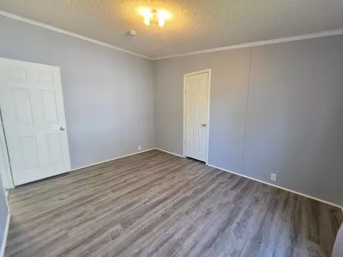 Bedroom - 320 6th Ave NE, Plainview, MN 55964 photo 2 of 7