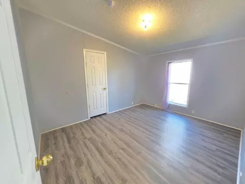 Bedroom - 320 6th Ave NE, Plainview, MN 55964 photo 1 of 7