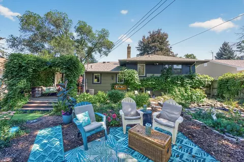 1317 Charlton St, West Saint Paul, MN 55118