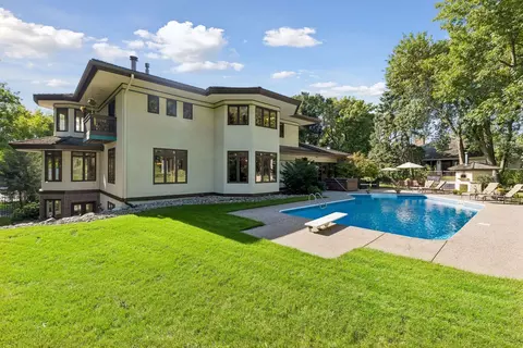 Exterior - 28010 Boulder Bridge Dr, Excelsior, MN 55331 photo 5 of 7