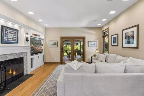 Living - 28010 Boulder Bridge Dr, Excelsior, MN 55331 photo 4 of 7