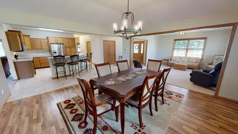 Dining - 2858 9th Ave SE, Willmar, MN 56201 photo 3 of 4