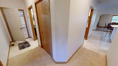 Entry Way - 2858 9th Ave SE, Willmar, MN 56201 photo 3 of 3