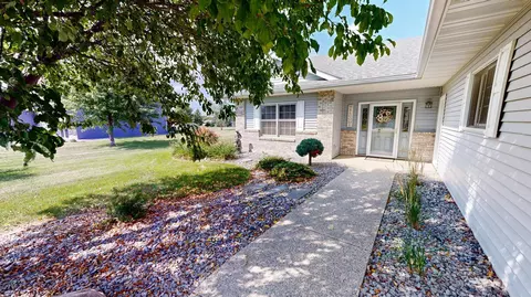 Exterior - 2858 9th Ave SE, Willmar, MN 56201 photo 3 of 16