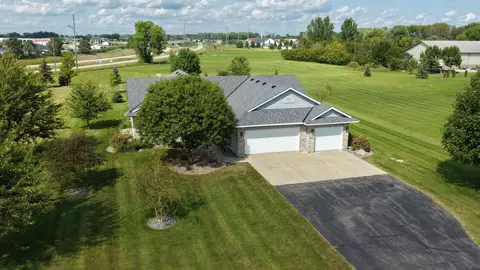 View/Area - 2858 9th Ave SE, Willmar, MN 56201 photo 2 of 20